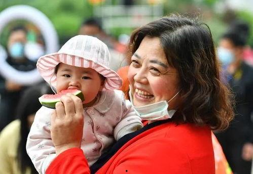 河南吃瓜姐弟,揭秘民间美食传承背后的感人故事