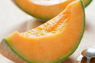 吃哈密瓜死了,悲剧背后的食品安全警示