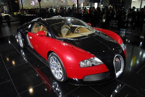 布加迪吃瓜视频